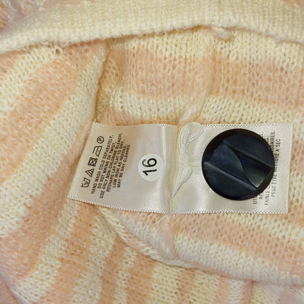 Anthropologie Knitted and Knotted pink and cream cardigan size small - Picture 8 of 8